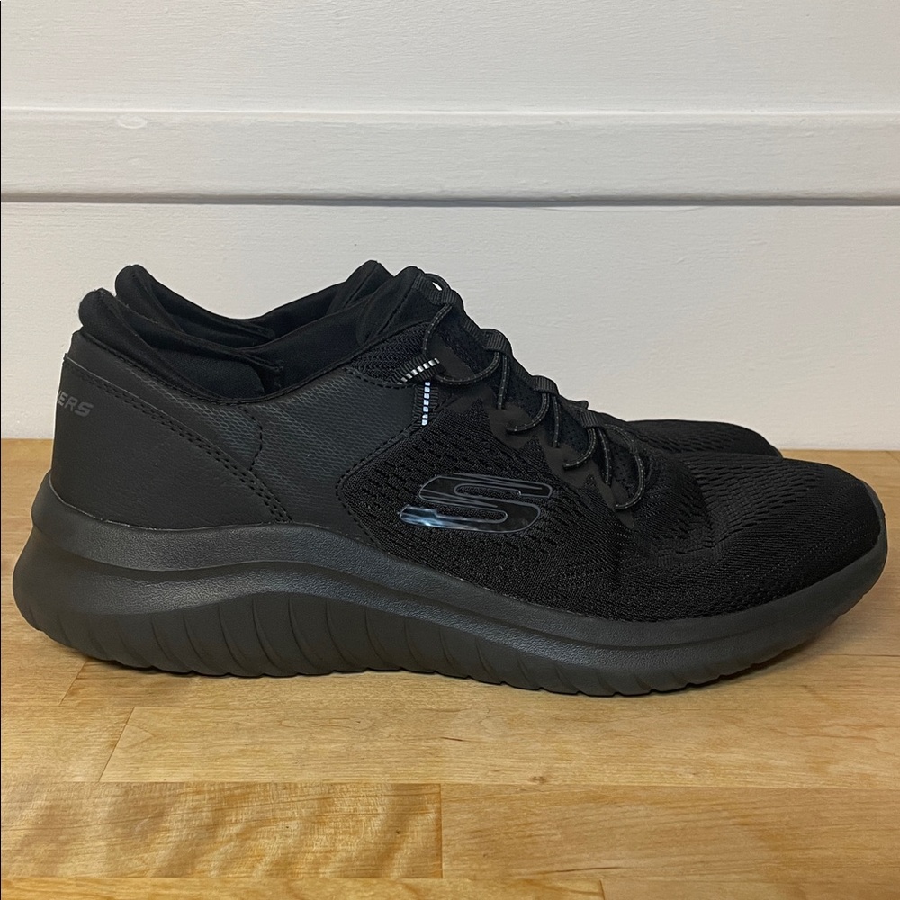 Skechers Ultra Flex 2.0 Mirkon slip-on sneakers in black mesh knit men’s size 11